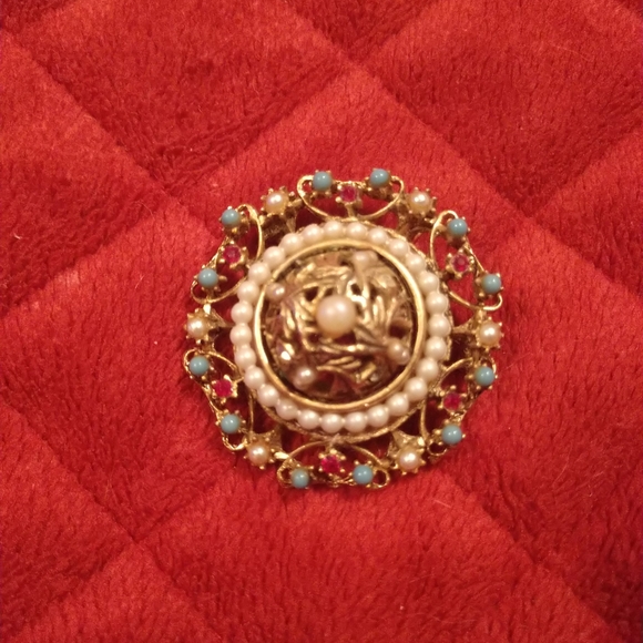 Vtg BSK Brooch Faux Pearl Turquoise Stones Round Shape Estate Find - Picture 10 of 13